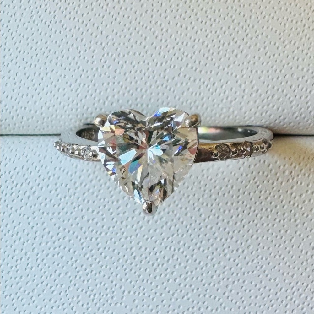 2 Ct Heart Ring - image 2